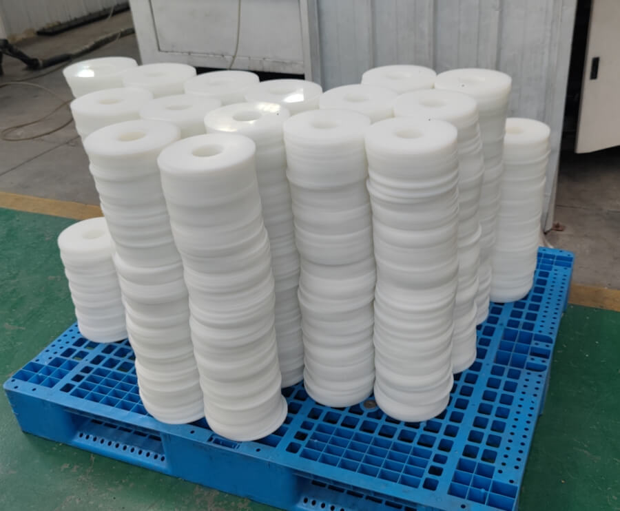 white-UHMW-gasket